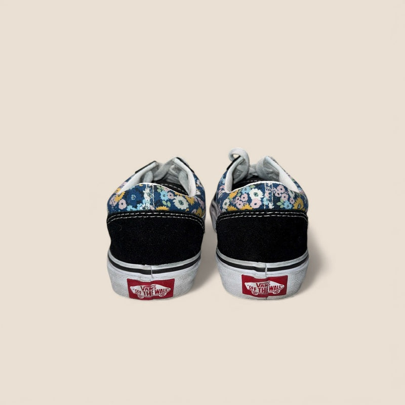 Vans Kids Classic Sneakers – Printed and Stylish