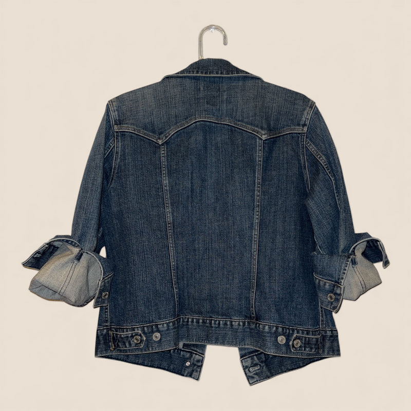 GAP Classic Denim Jacket – Women’s Large