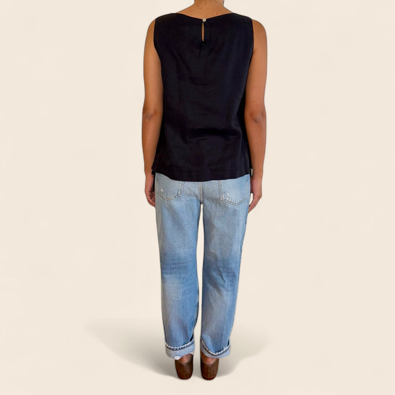 Zara Classic Straight Jeans – Distressed Blue Denim